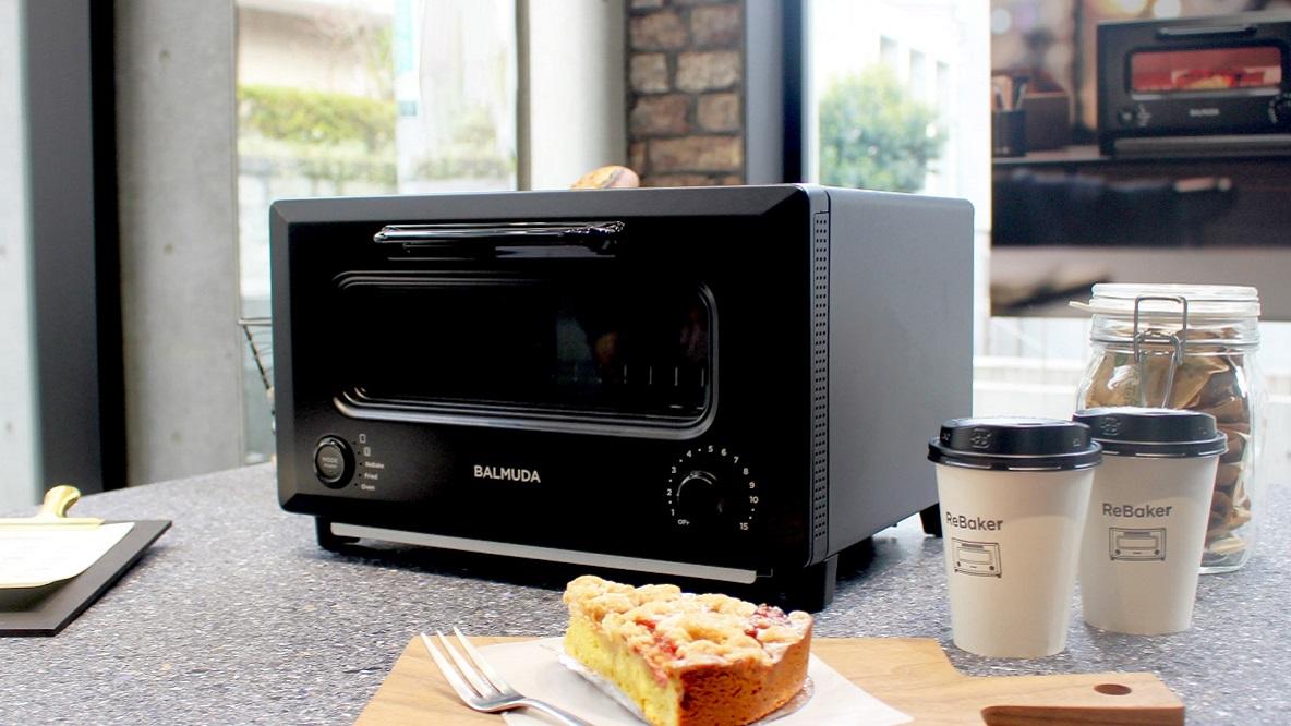 バルミューダの新作「Re Baker」なら、テイクアウトしたフードも出来