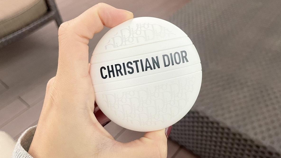 ディオール ルボーム】使い方も簡単。外出先での乾燥対策にぴったり