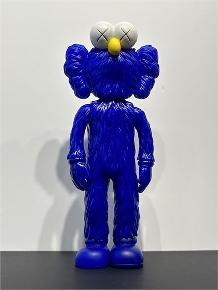 KAWS | Kaws Bff - Moma Exclusive Vinly Art Toy (Red) 34.3x12.7x8.9