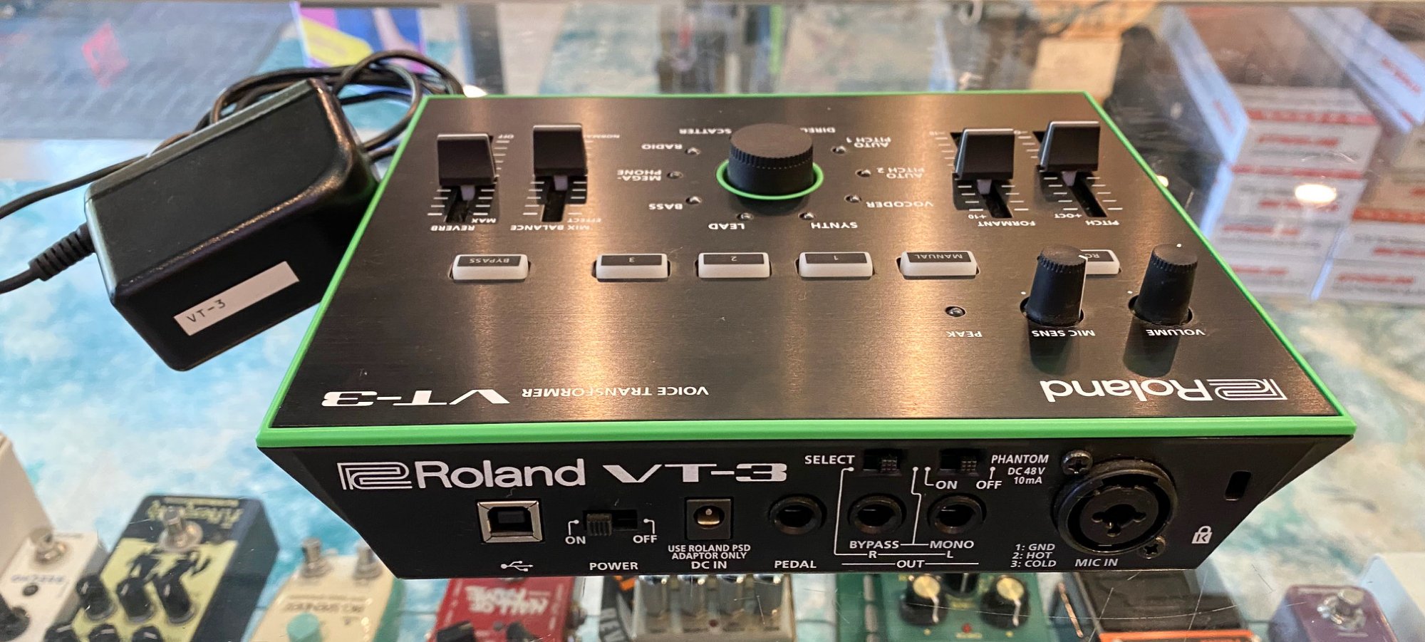 Roland VT-3 Voice Transformer w/ power supply