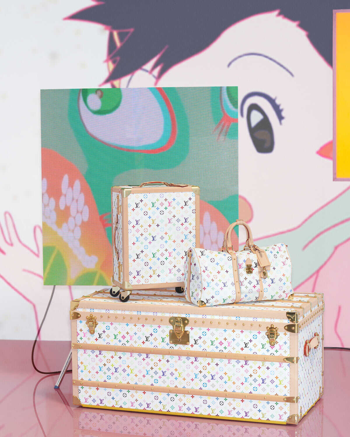 カラフルな〈ルイ・ヴィトン〉がよりかわいくなって登場！ 村上 隆との