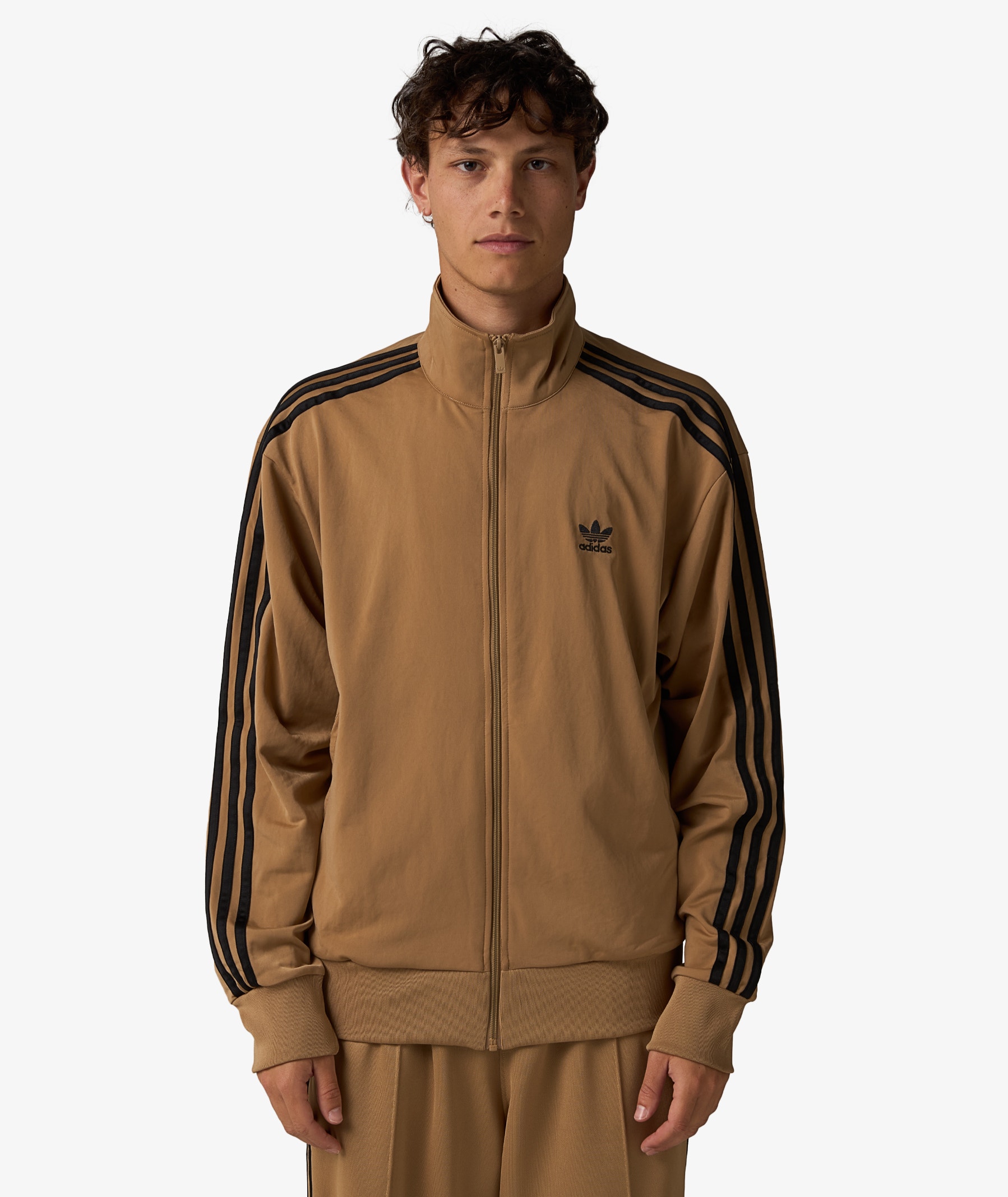 JY6366_sivasdescalzo-adidas-
