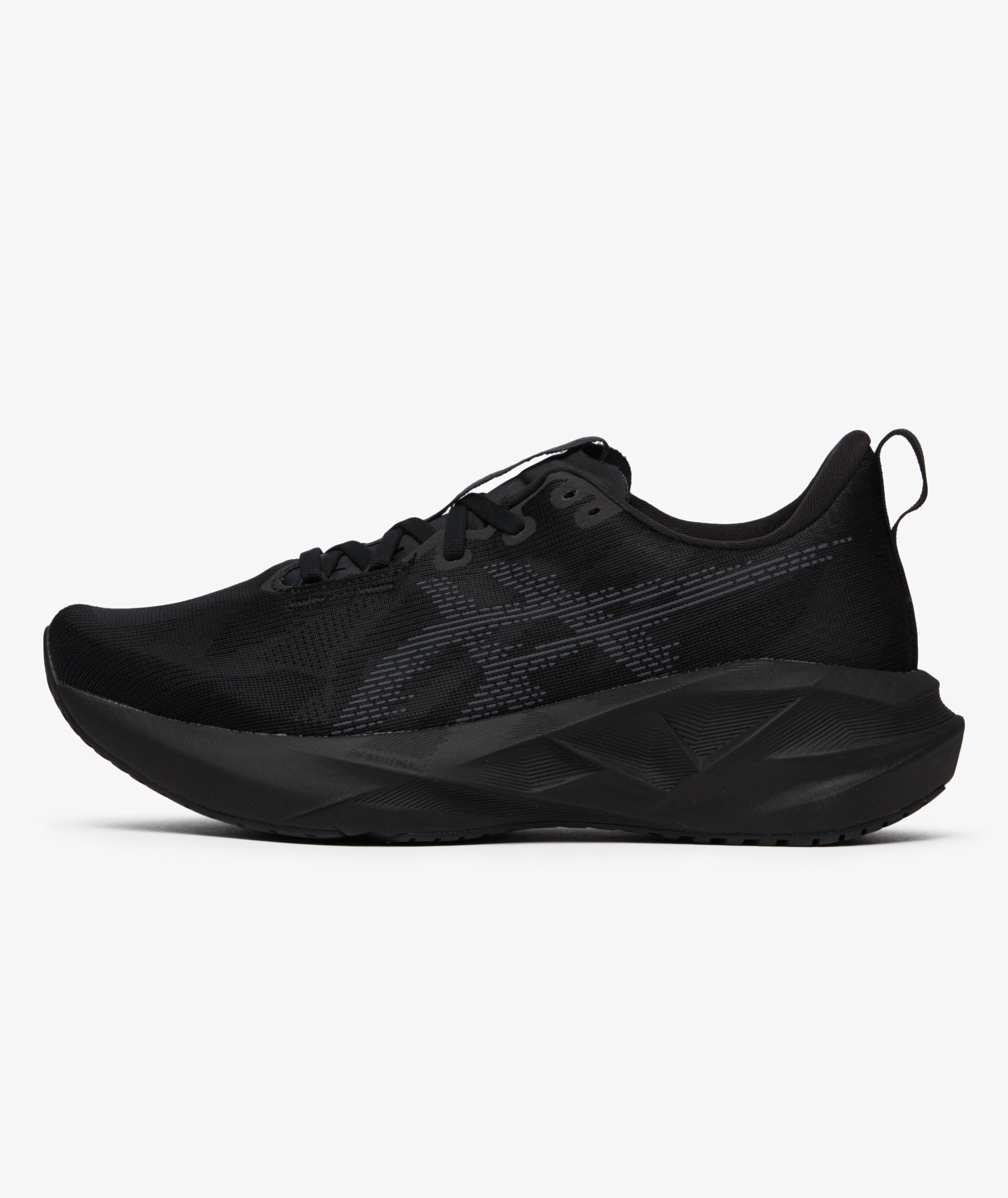 Asics Novablast 5 in Black | SVD USA