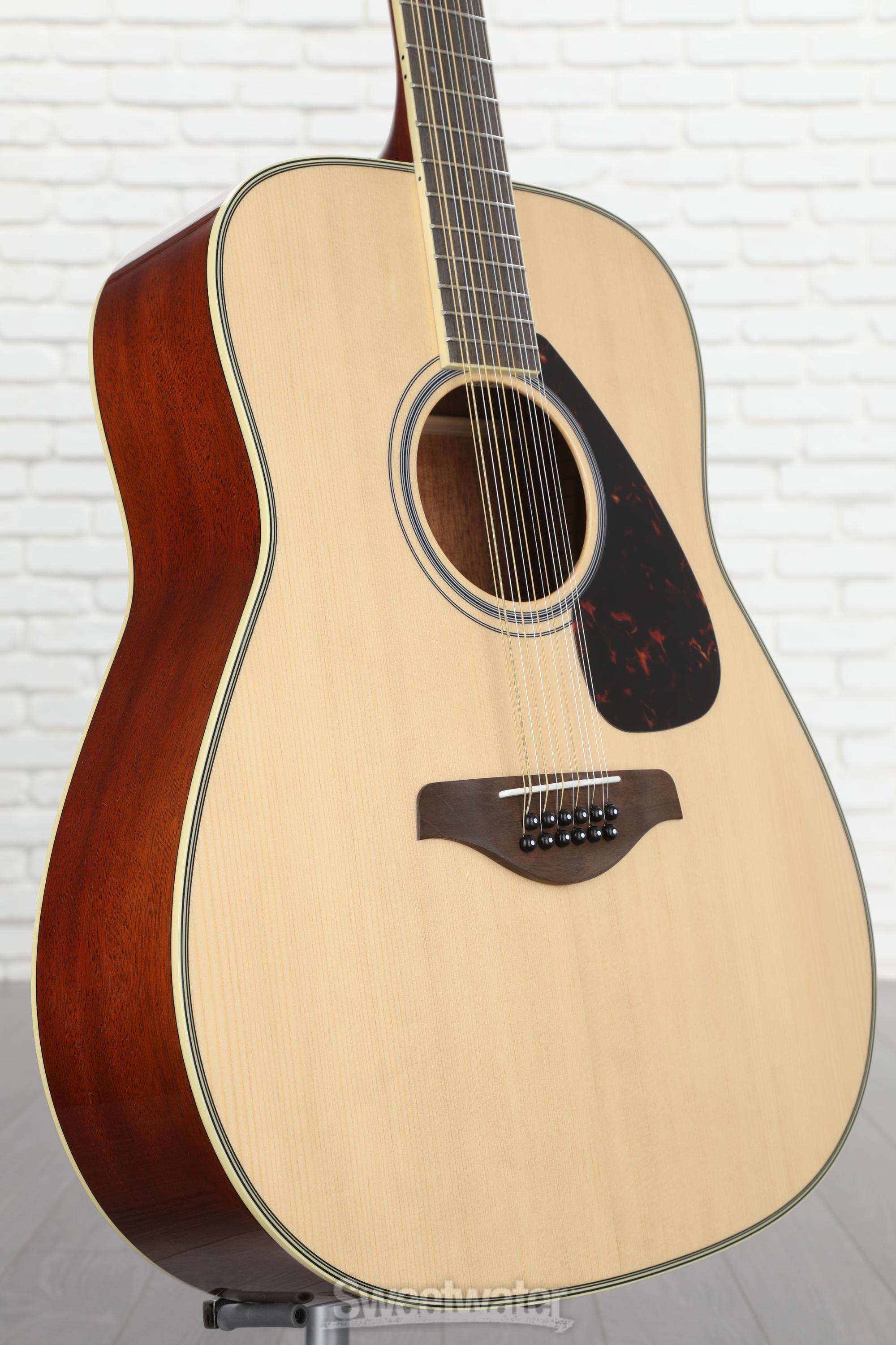 Yamaha FG820-12 12-string Acoustic Guitar - Natural | Sweetwater