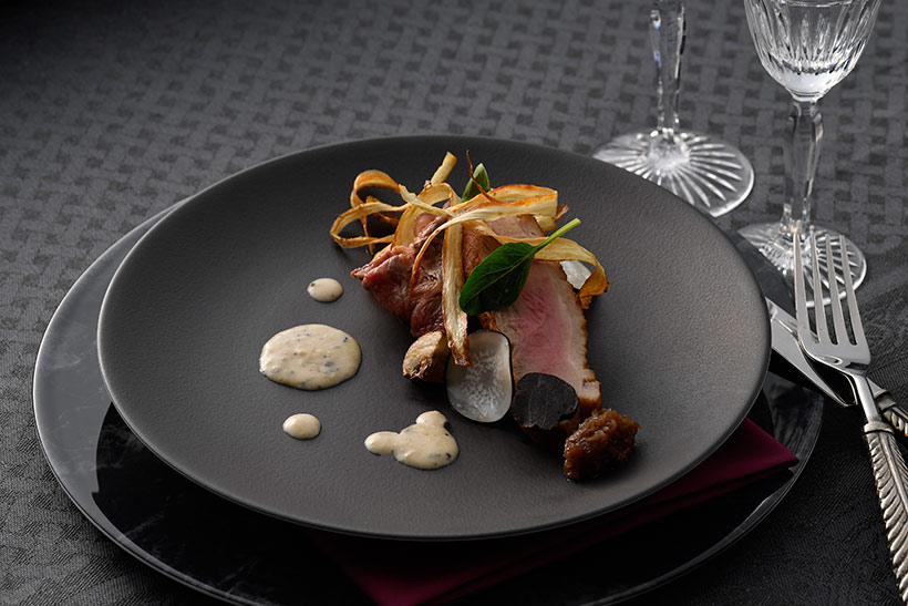 公式】東京ディズニーリゾート初のレシピ本『Disney おうちでごはん