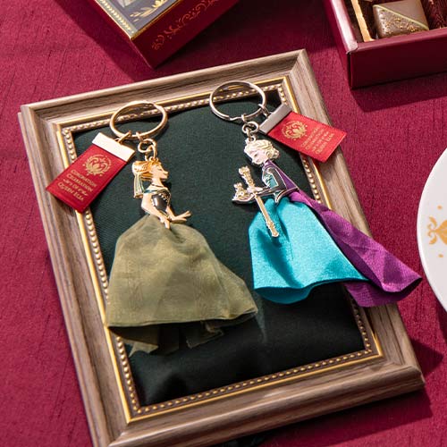 公式】キーチェーンセット｜おすすめグッズ | 東京ディズニーリゾート