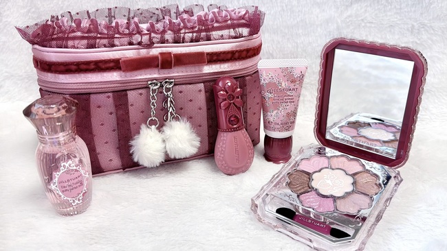 JILLSTUART/ジルスチュアート 2024年クリスマスコフレ・ホリデー限定品