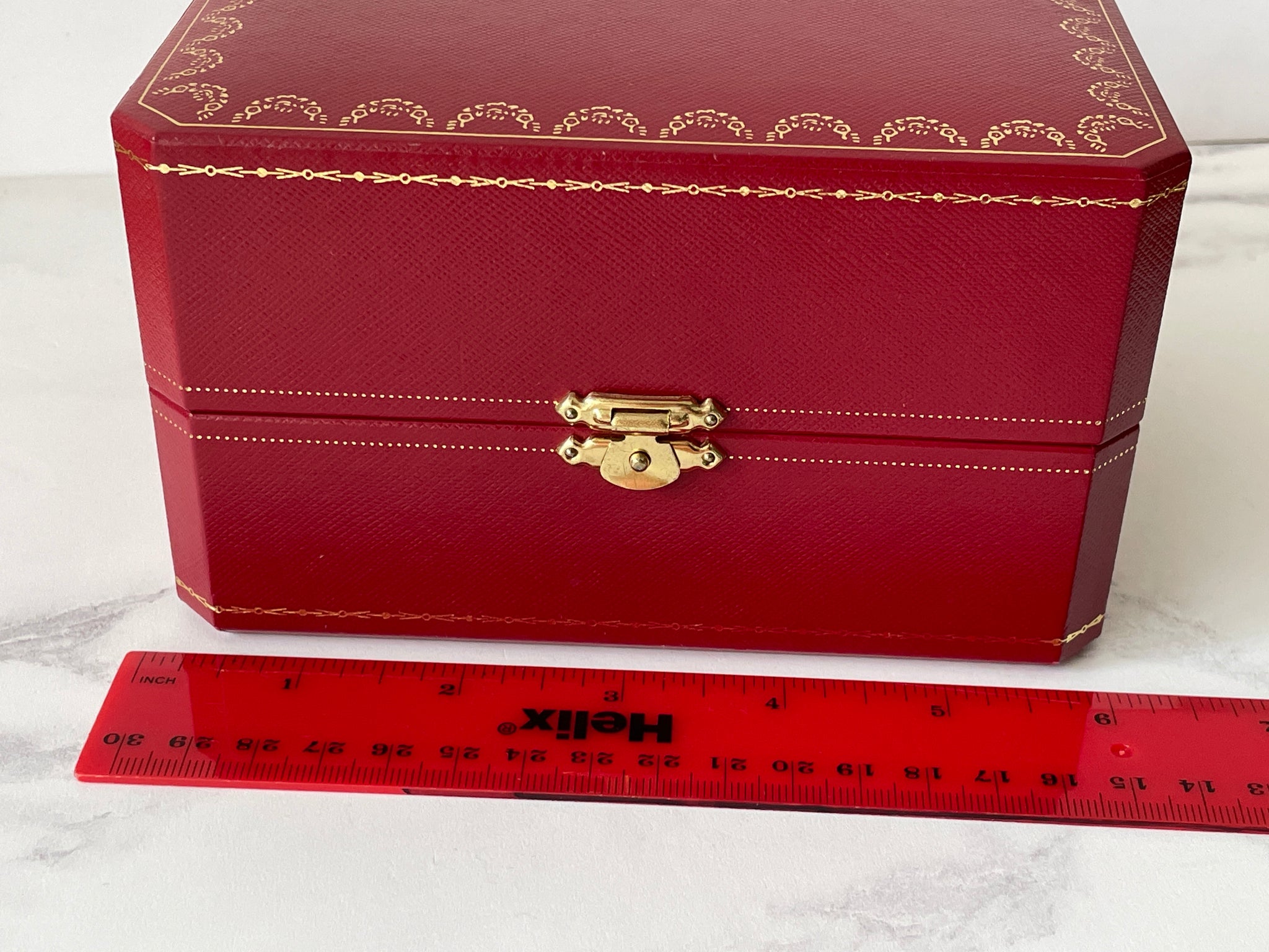 カルティエ Cartier Watch BOX 最新型 時計収納箱 ギフトにも嬉しい
