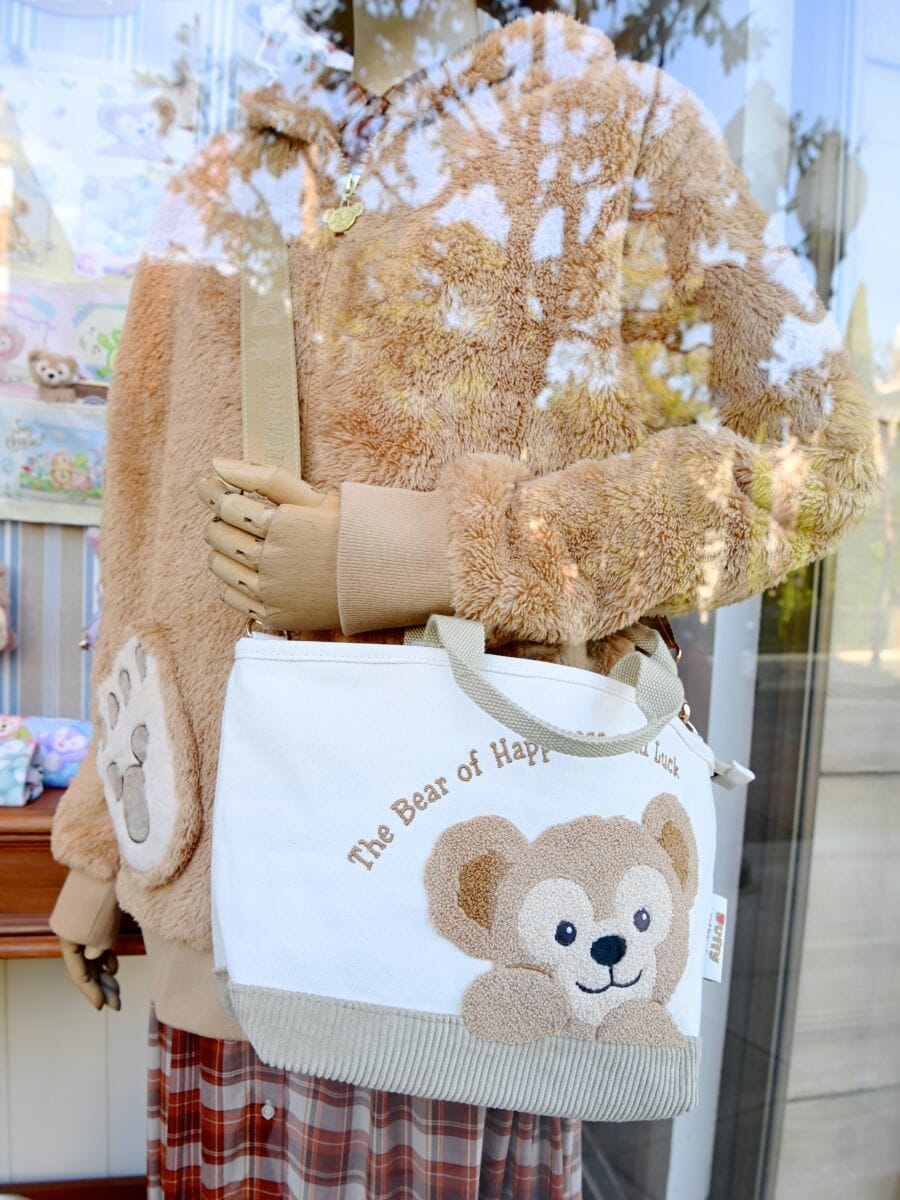 キャップ・ポーチ・バッグ・スマートフォンケースが登場！ダッフィーの