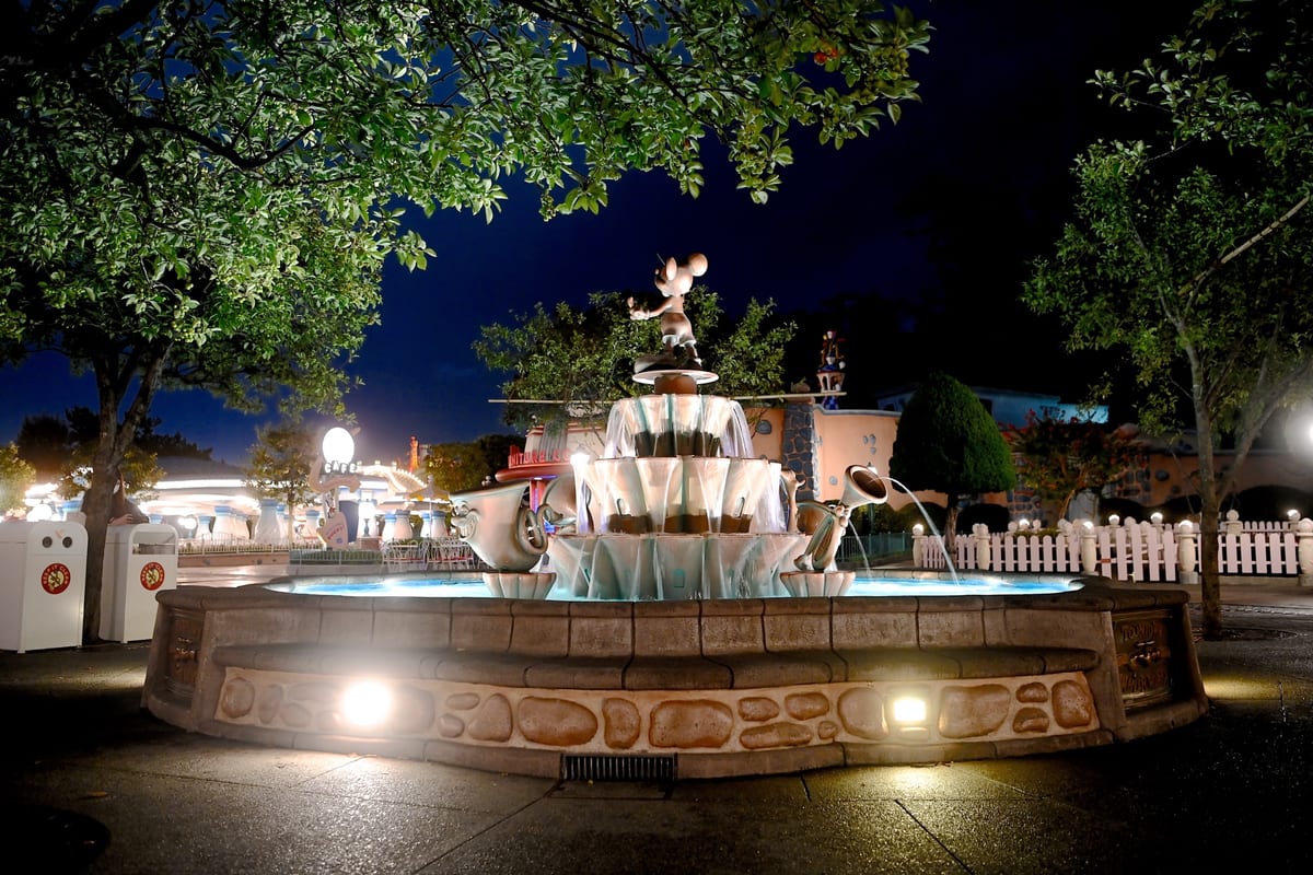 パークにある「噴水」を再現！東京ディズニーランドミニチュア
