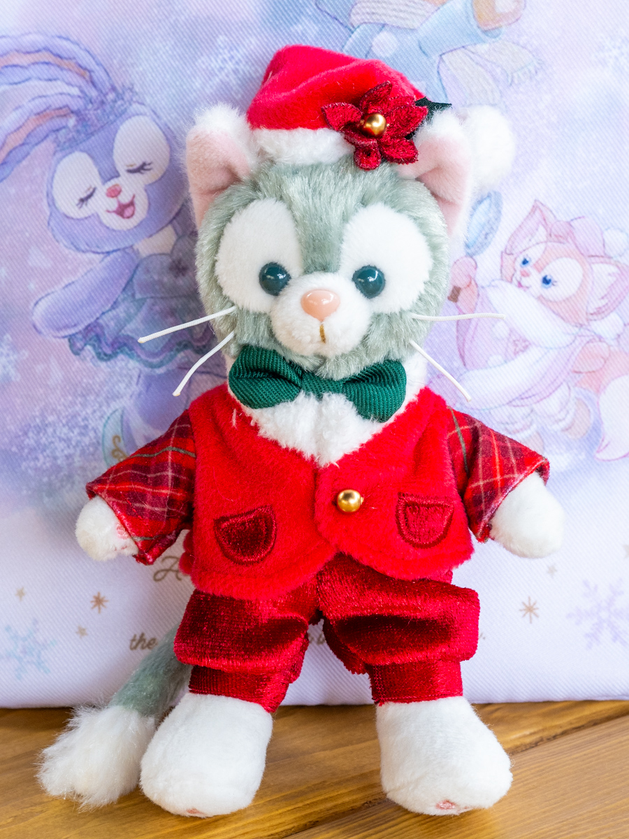 クリスマスの仕様の衣装を着たダッフィー＆フレンズ！東京ディズニー