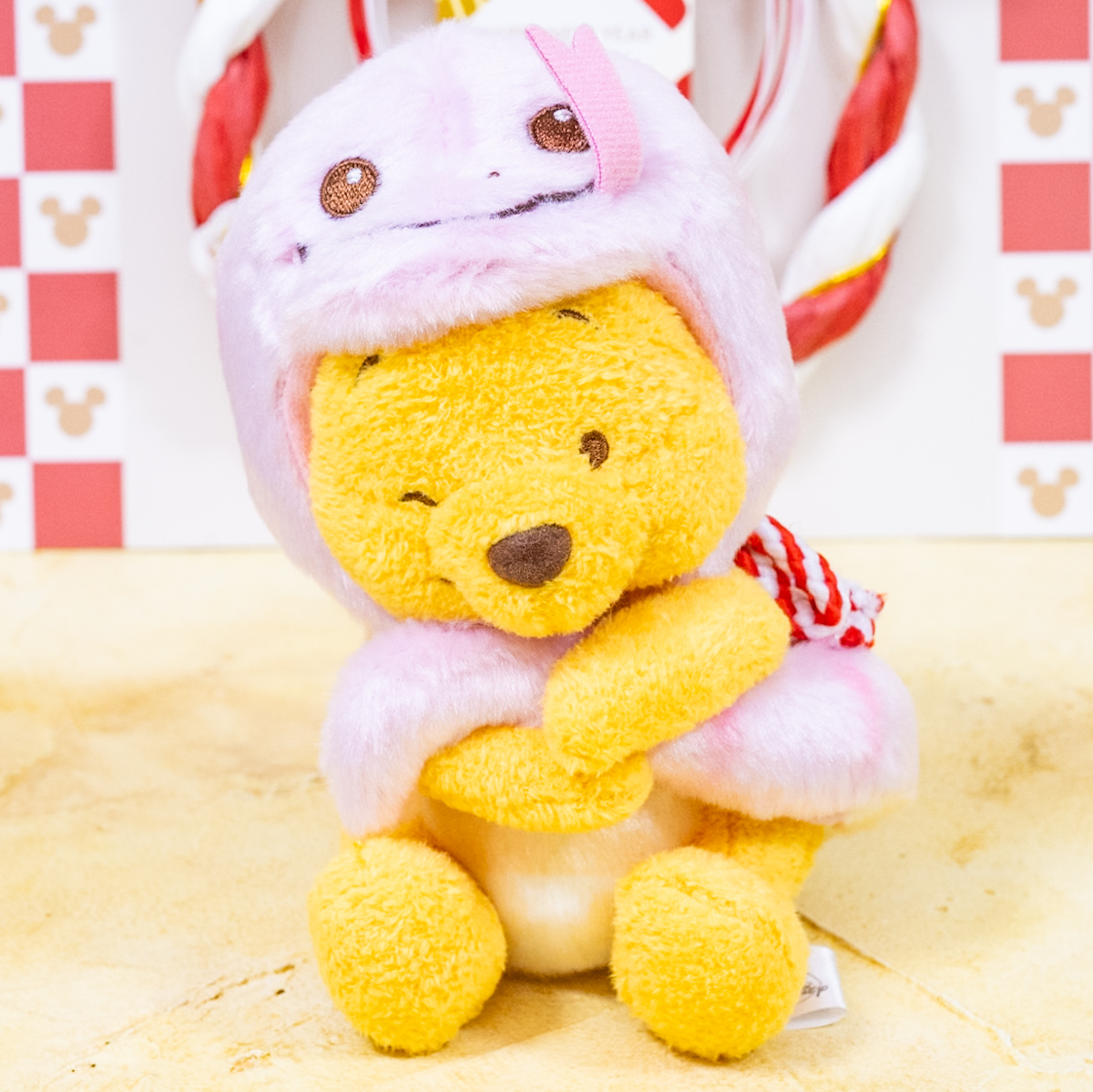 タグ付き☆ディズニーストア お正月 プーさん 干支 ぬいぐるみ Lサイズ
