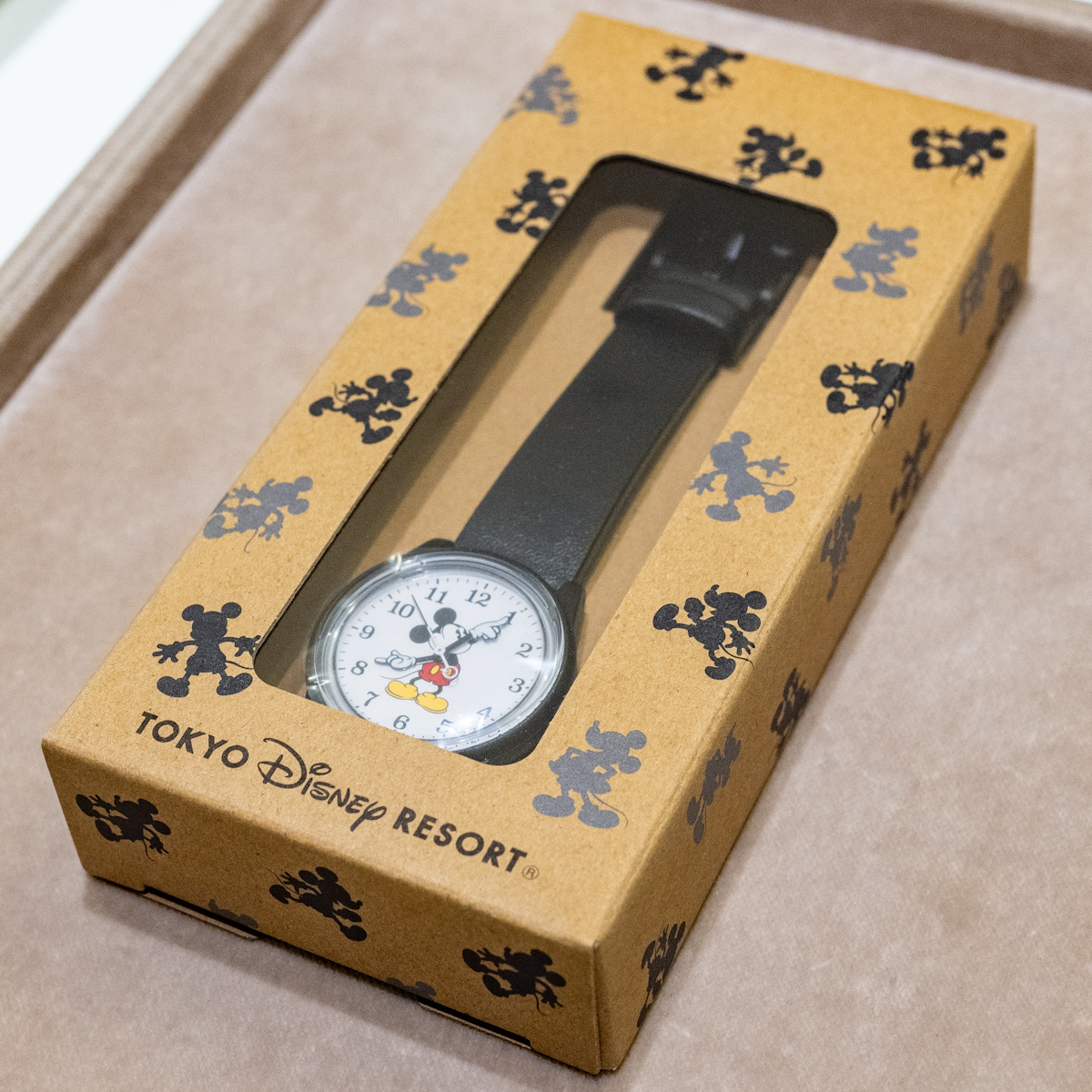 ミッキーが時刻を教える腕時計！東京ディズニーリゾート ウォッチ -