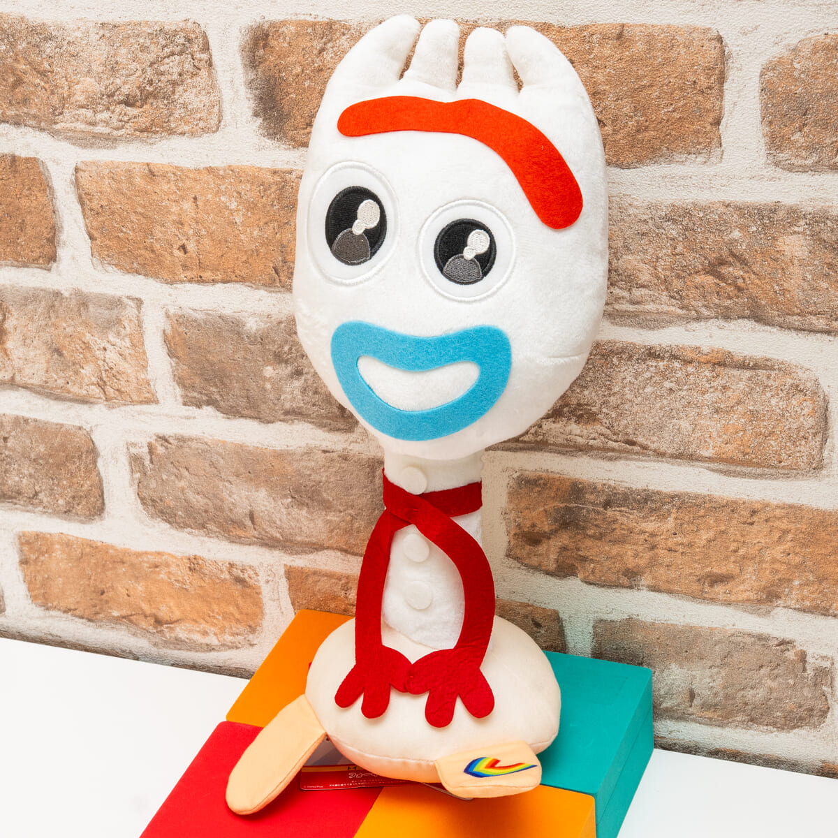 全12種登場！ラウンドワン限定「トイ・ストーリー 30周年」“うるりぃ