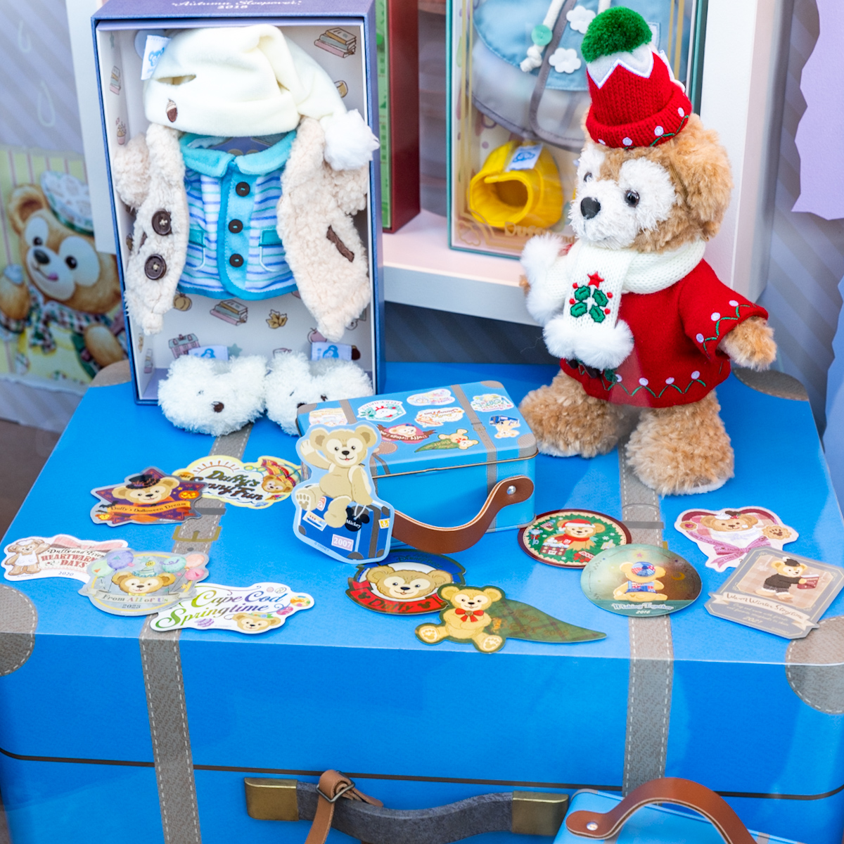 ダッフィーとの思い出が蘇る20年間のアートがつまったグッズ！ 東京