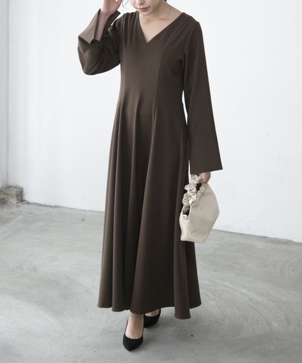 Vネックフレアシルエットワンピース｜ONE-PIECE｜レディース