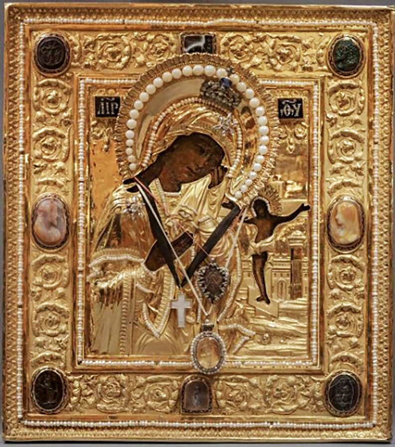 ロシアのイコンに使われた、もっともな高価なリザ8選