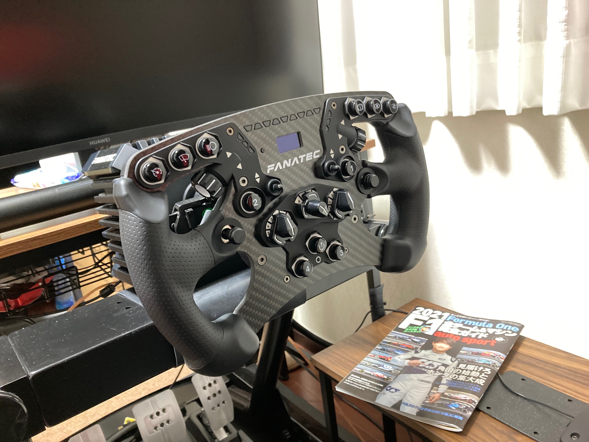 高級ステアリング（？）『Fanatec ClubSport Steering Wheel RS』購入