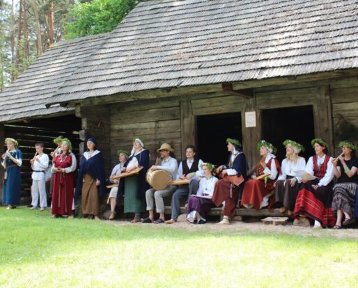 SUBARU」店主 溝口明子のラトビアの手仕事をめぐる旅 vol.30 千紫万紅