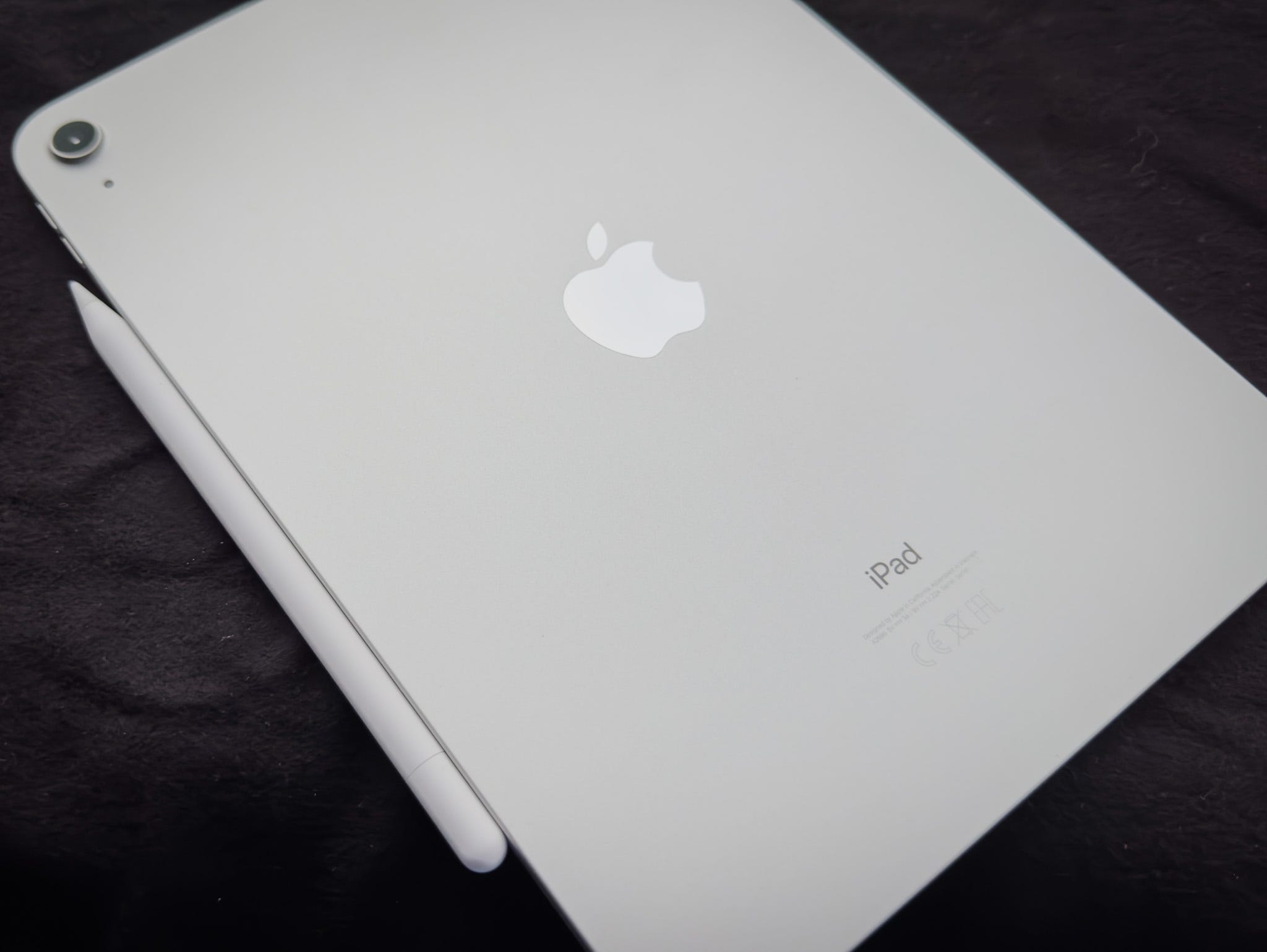 Why I Bought the 10th Generation iPad In 2024 | by Tobias Hedtke