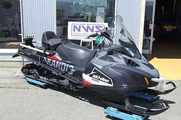 ノースウエスト特殊車両-スノーモービル販売