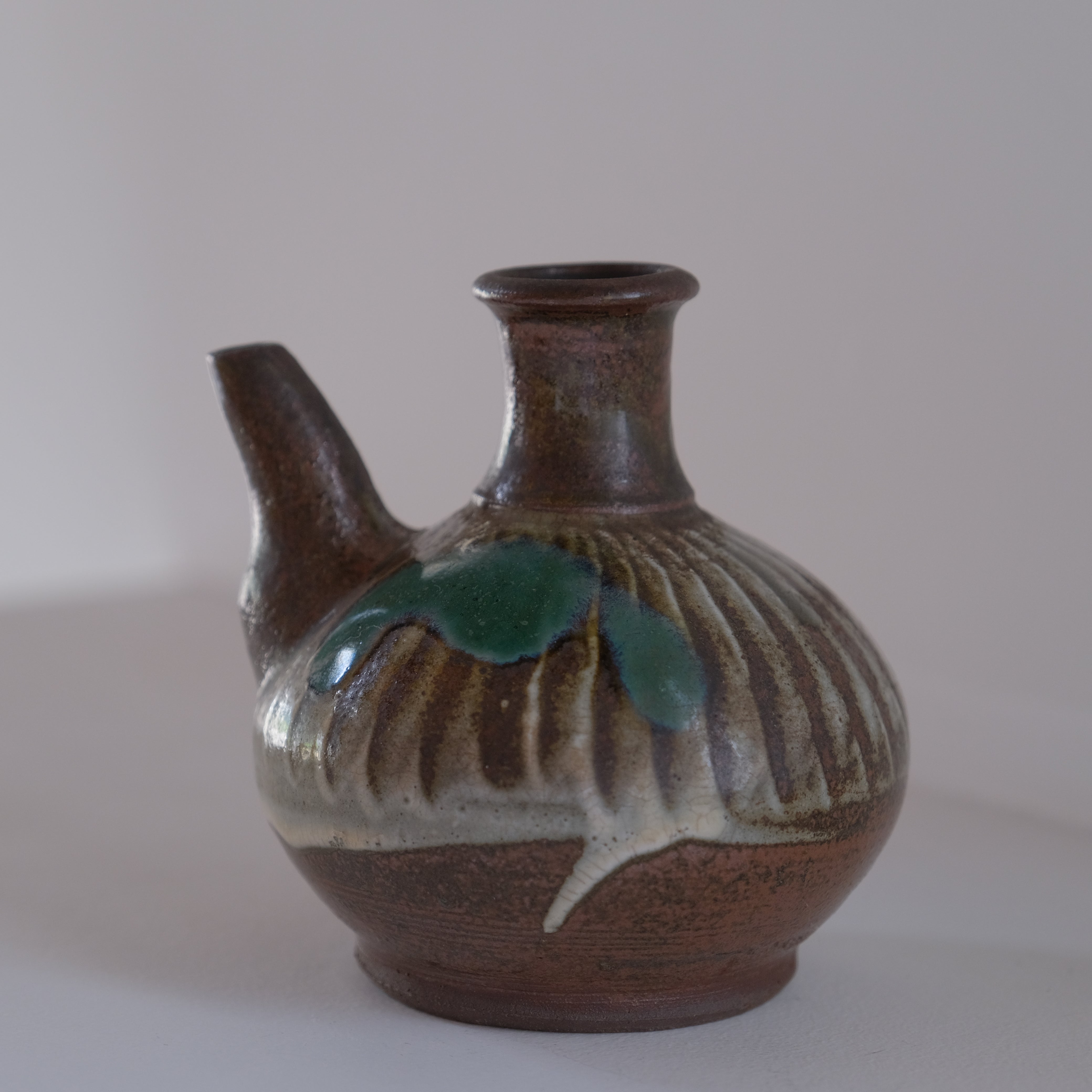 口付徳利 / 小石原焼 (太田熊雄） – MISENOMA