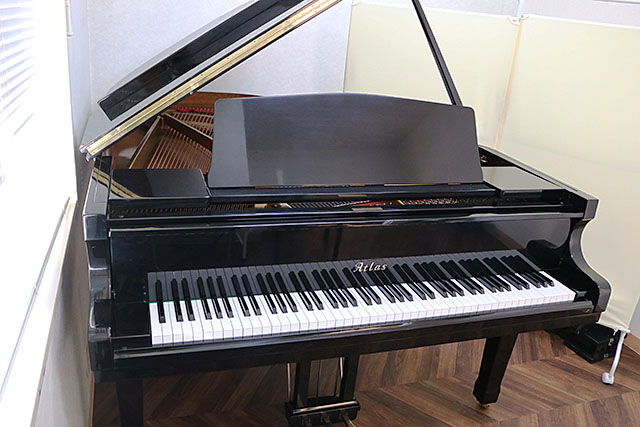 アトラス AG-5（1982年製）| 中古グランドピアノ販売