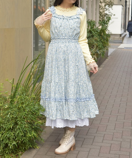 axes femme | LAZONA Kawasaki Plaza