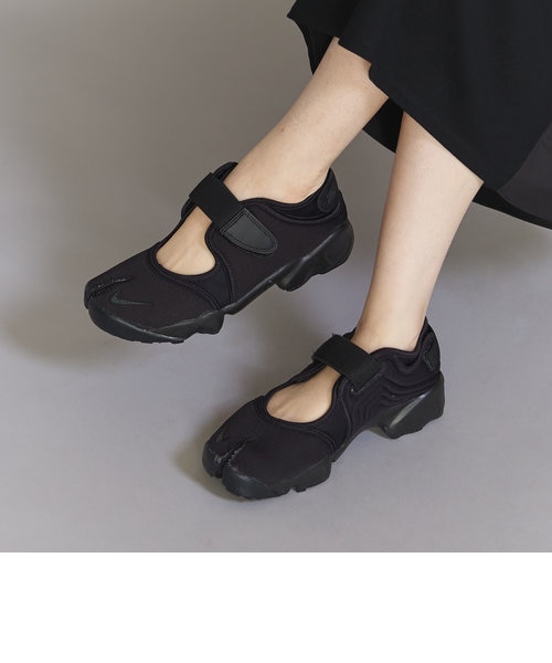 NIKE(ナイキ)＞WOMENS AIR RIFT エアリフト/スニーカー/BLACK