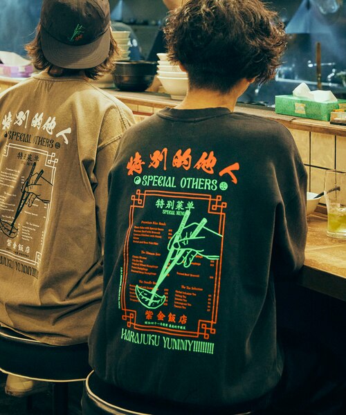 SPE × 紫金飯店 × FREAK'S 蓄光バックプリント クルーネックスウェット