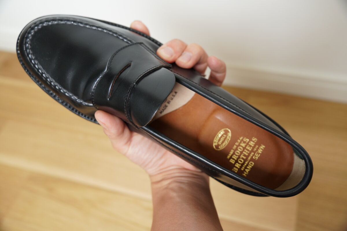 オールデンXブルックスブラザーズ アンラインドコードバンローファーの