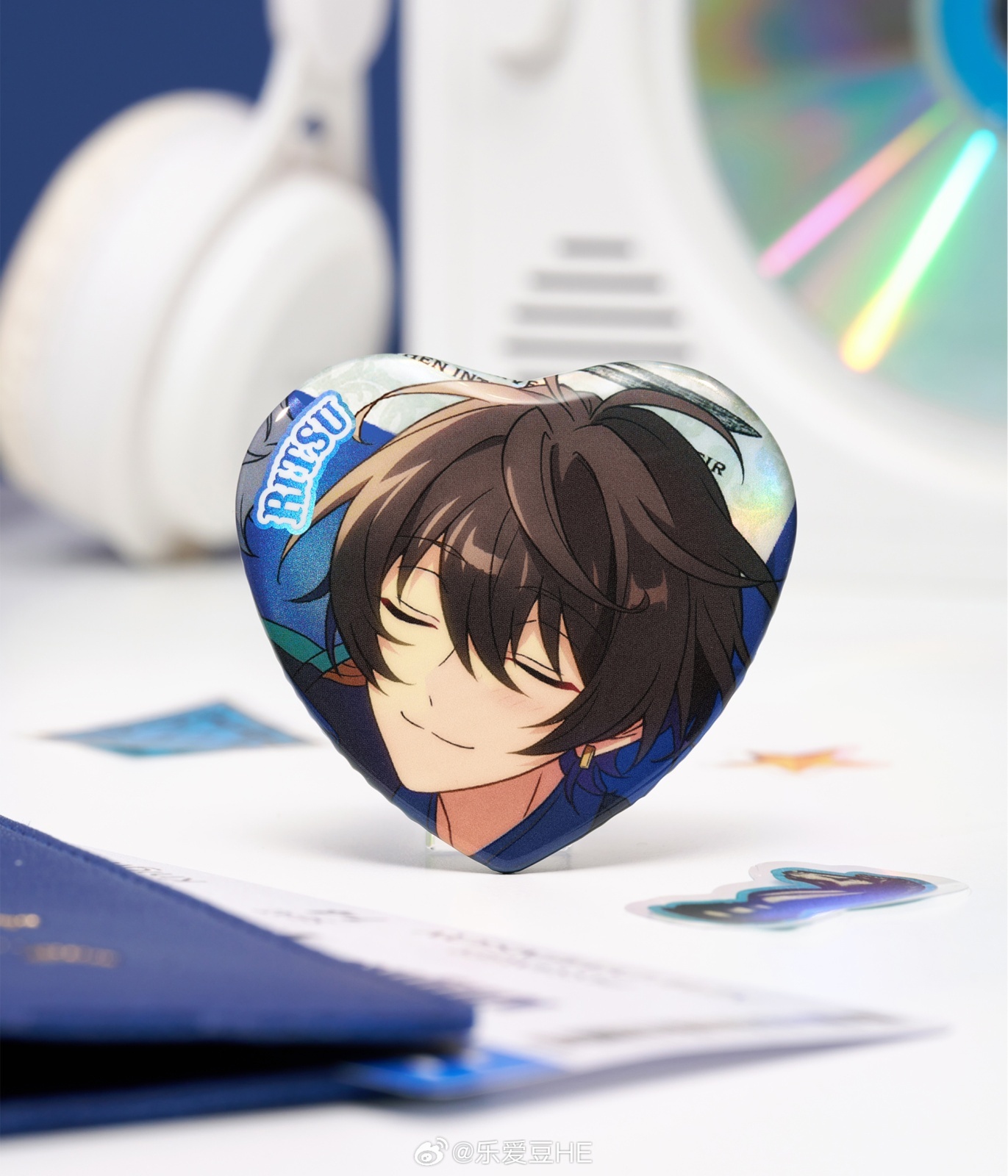 あんスタ 朔間零 中国限定 TRIP旅途 ハート缶バッジ b あんスタ 朔間零