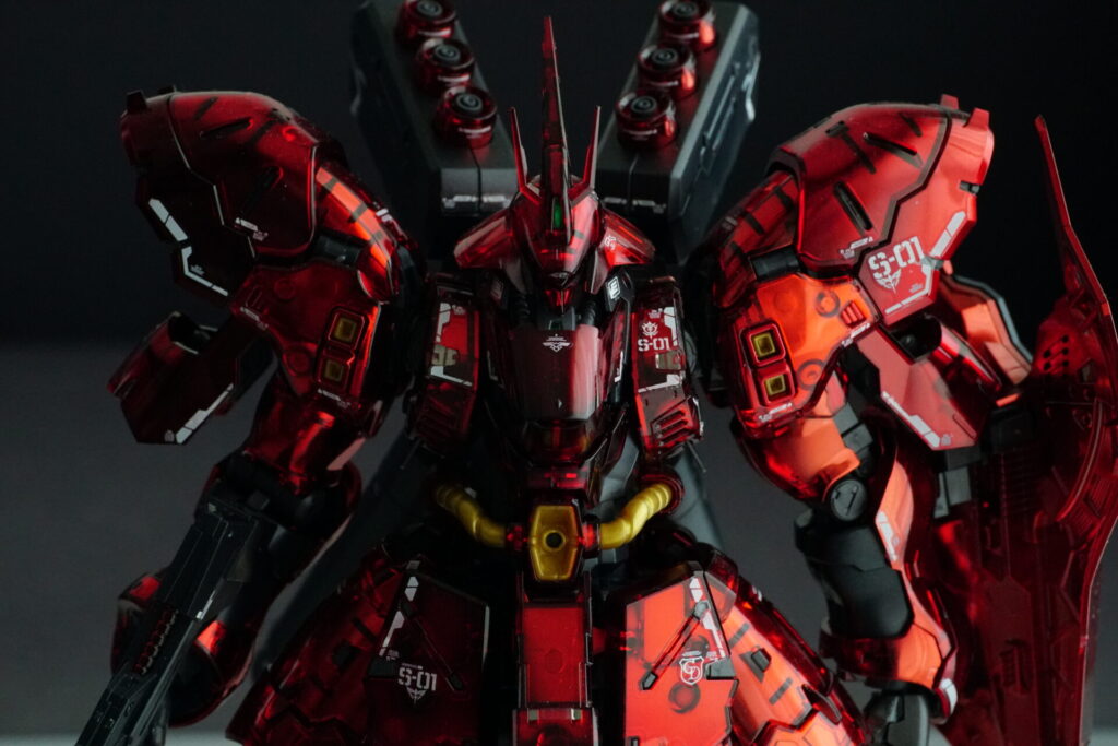 RG 1/144 ガンダムベース限定 サザビー [メカニカルコアメッキ] を