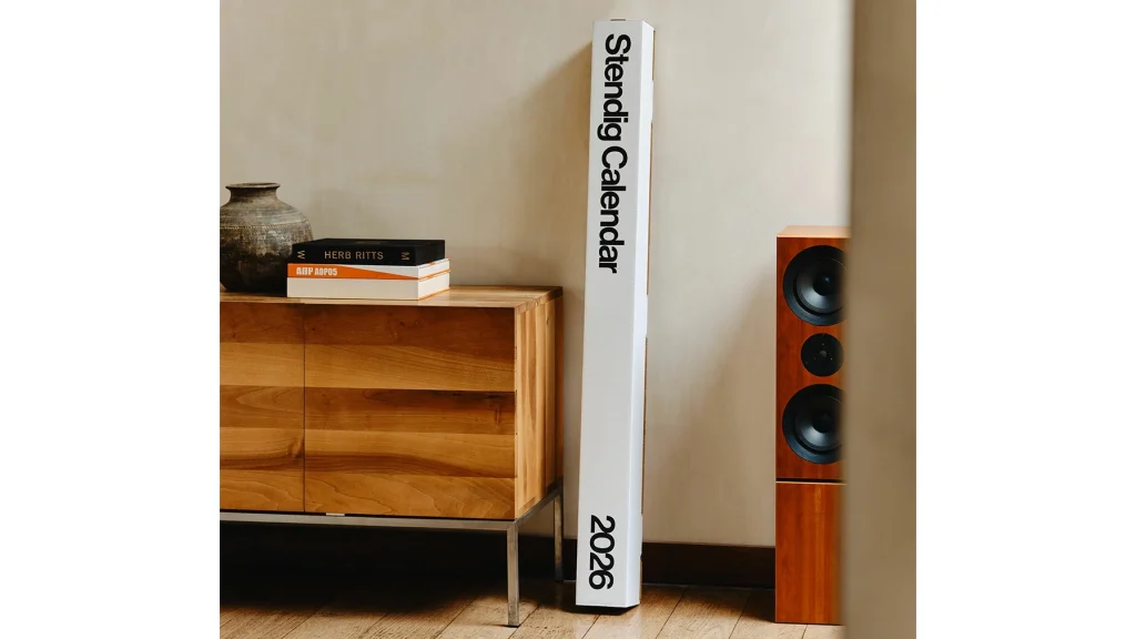 2026年版】Stendig Calendar｜MoMA収蔵の名作カレンダーで空間を彩る