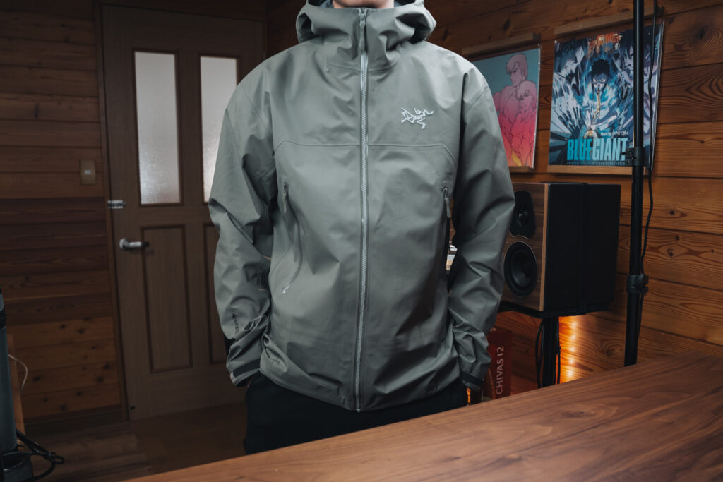 新旧比較】ARC'TERYX ベータジャケット 2024新モデルを旧モデルと比べ