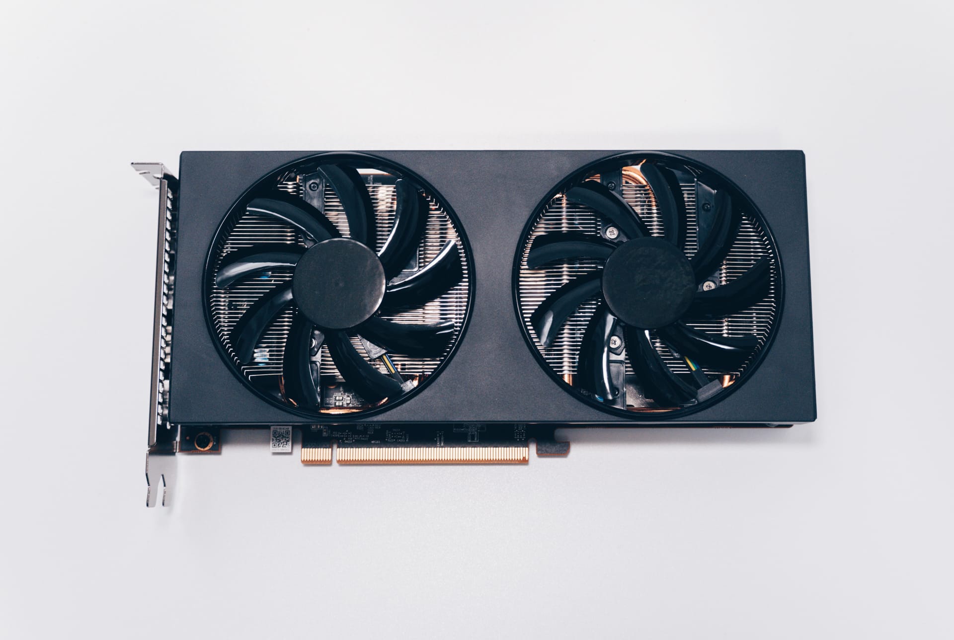 Mini-ITXケースにも入るコンパクトなRX5700XT搭載GPU「玄人志向 RD