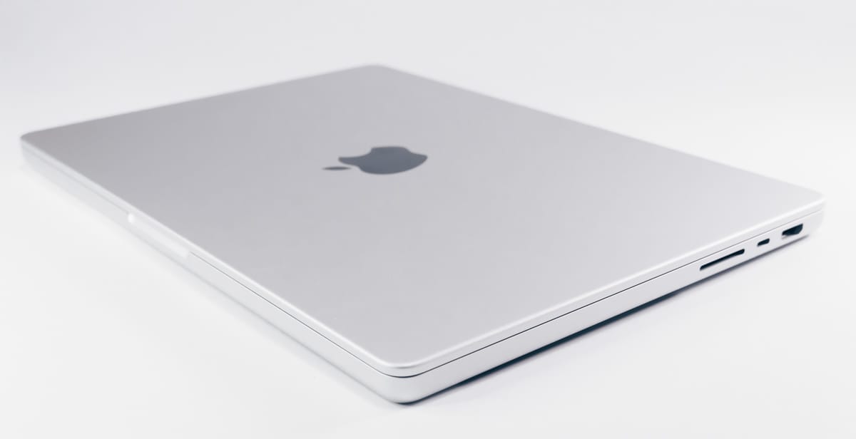 MacBook Pro 2021 (14インチ M1 Pro) レビュー／性能は申し分なし