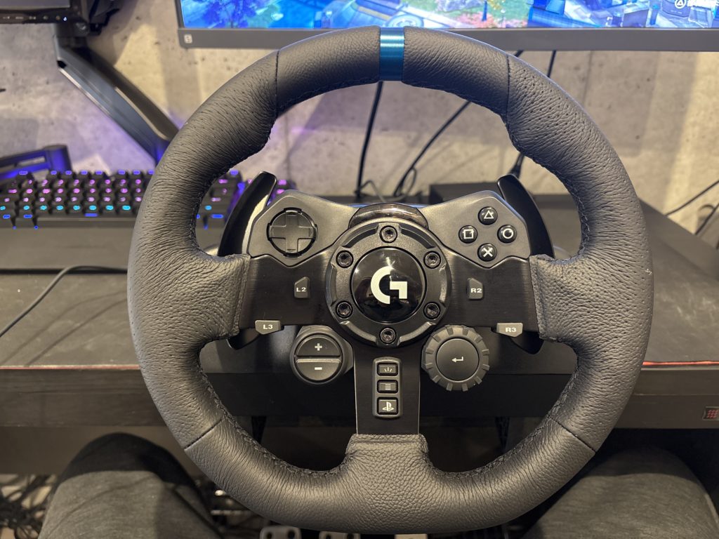 Logicool G923レビュー】パッドよりも3倍楽しめる！レースゲームでより