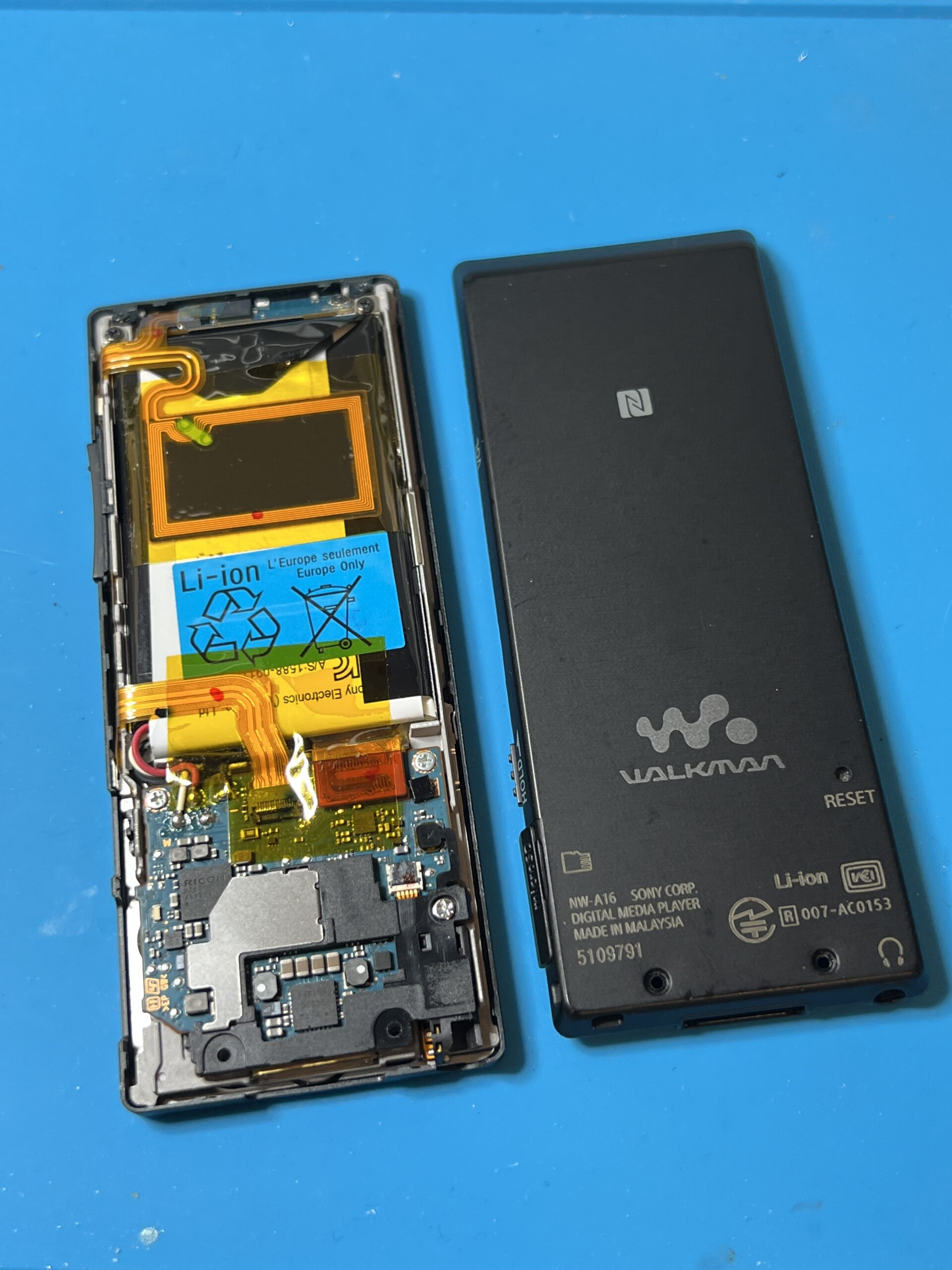 保存版】WALKMAN NW-A16/NW-A17のバッテリー交換方法を解説！ | 郵送
