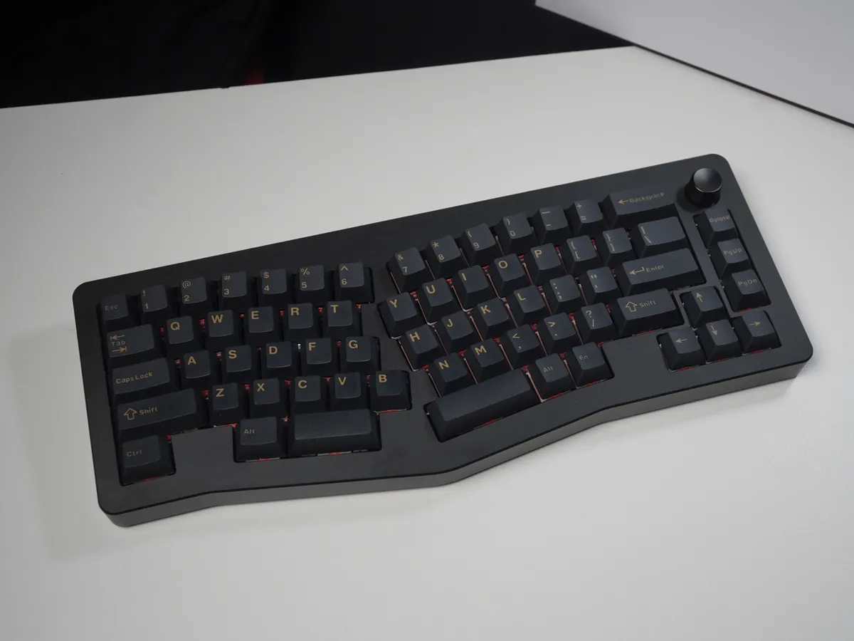 EPOMAKER Tide Alice レビュー】アリス配列×高級フルアルミで快適な