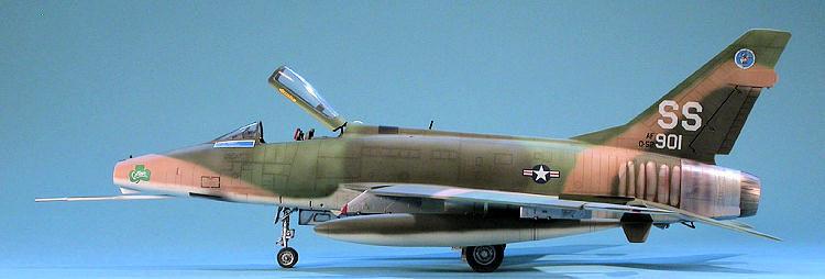 Trumpeter 1/32 F-100D Super Sabre, by Lee Kolosna