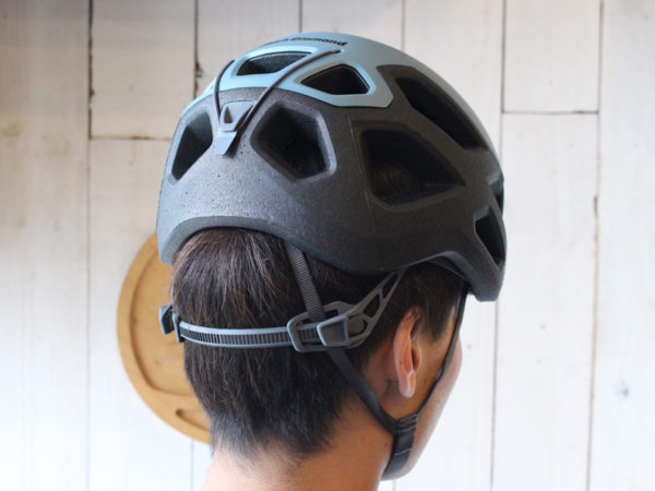 BLACK DIAMONDの新しいヘルメット、”ビジョン”登場 – moderate