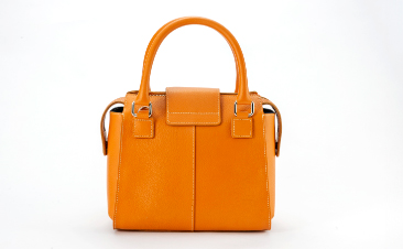 ショルダーバッグ。姫路レザーのおしゃれでかわいいハンドバッグ | moe