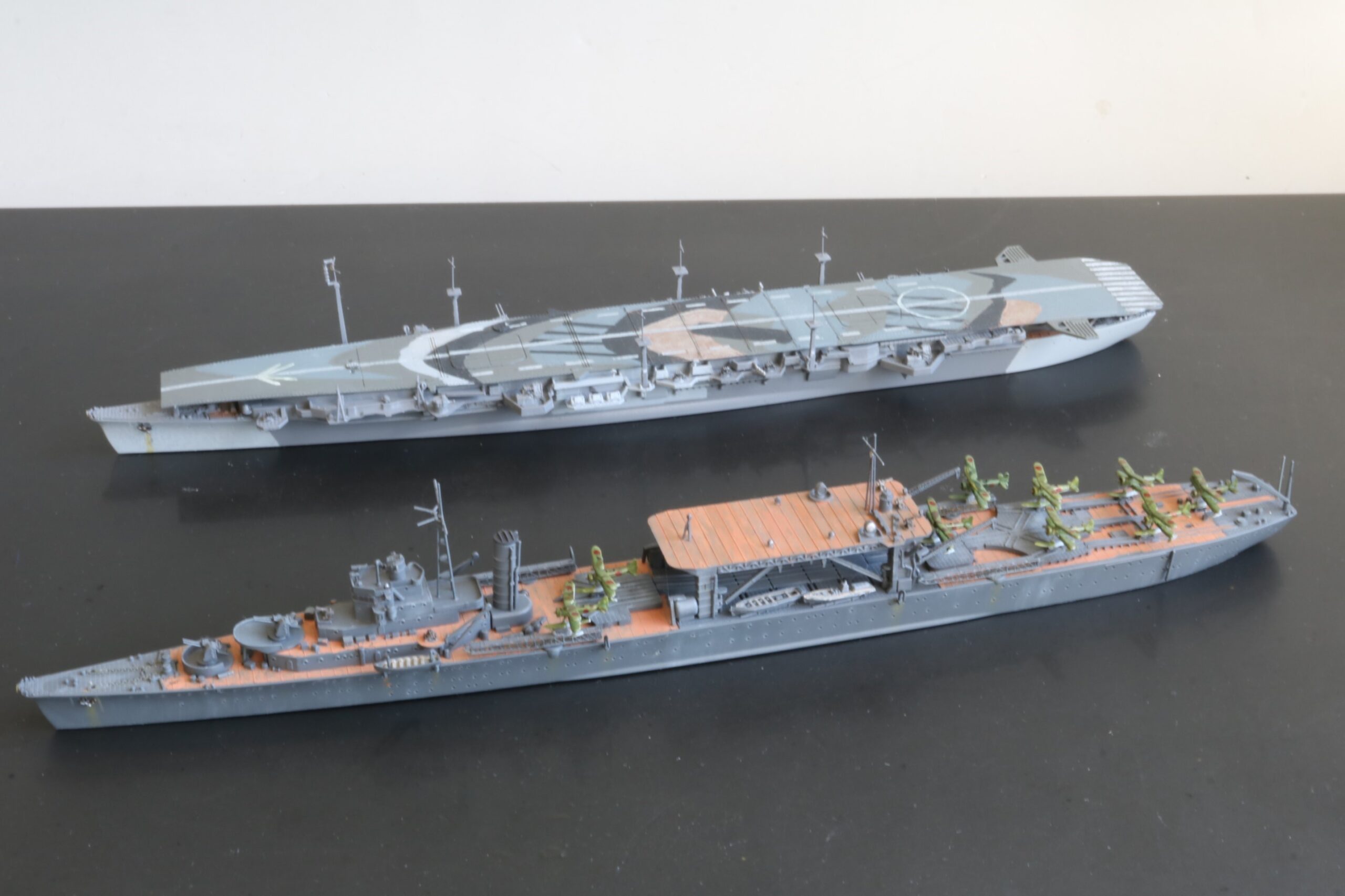 誰でも作れる1/700艦艇模型 水上機母艦 千歳、航空母艦 千歳 | 誰でも