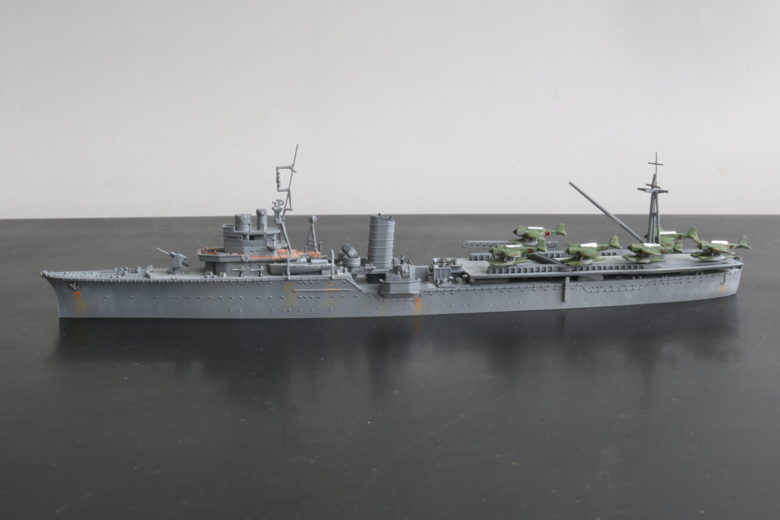 誰でも作れる1/700艦艇模型 架空水上機母艦 香取改 | 誰でも作れる1