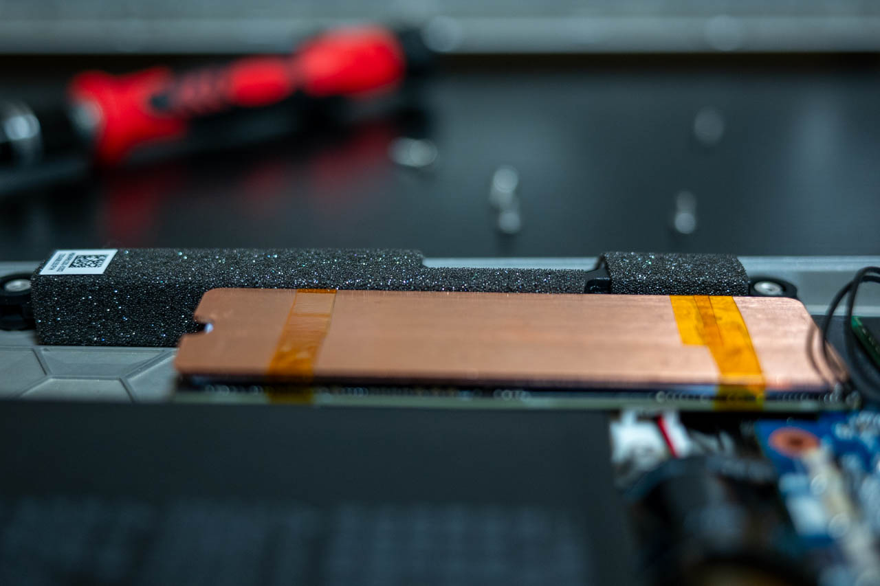 DAIV Z6-I7G60SR-AのSSDを換装しました