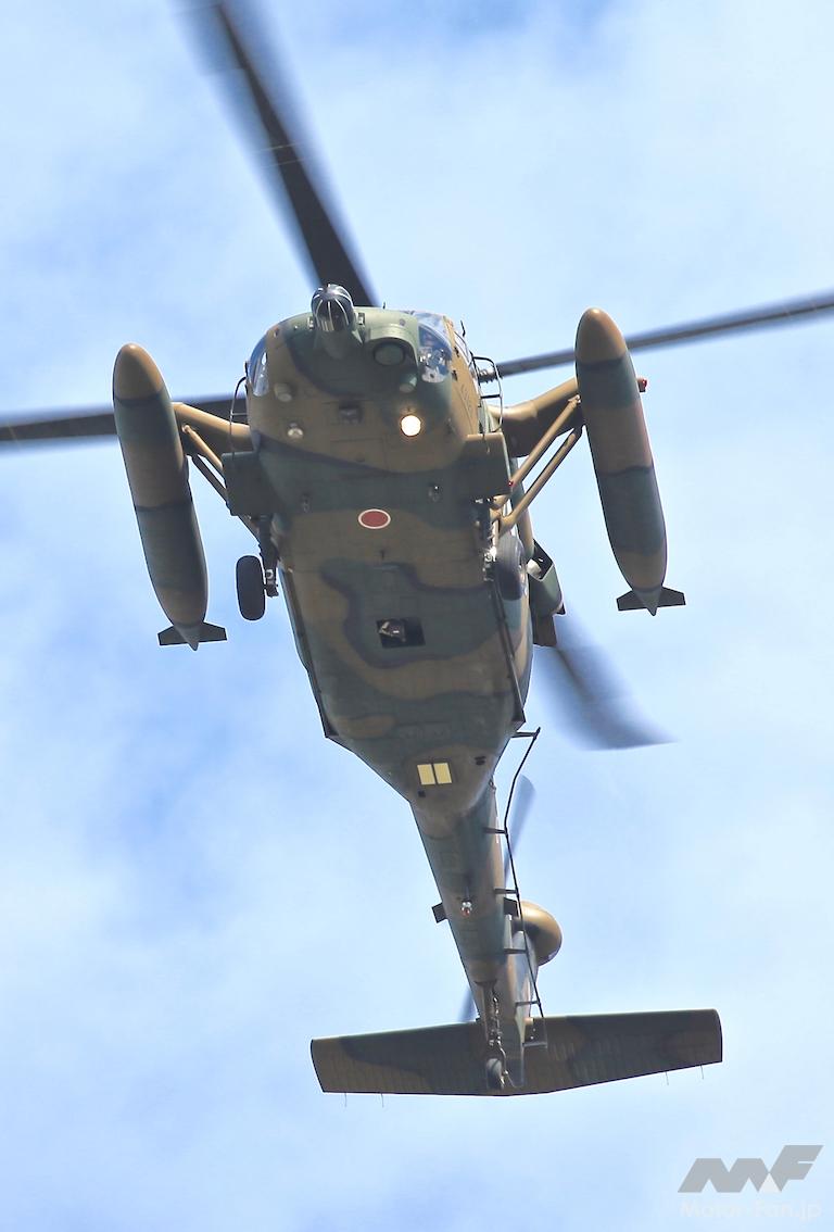 陸上自衛隊：多用途ヘリコプター「UH-60JA」、海自や空自でも救難機