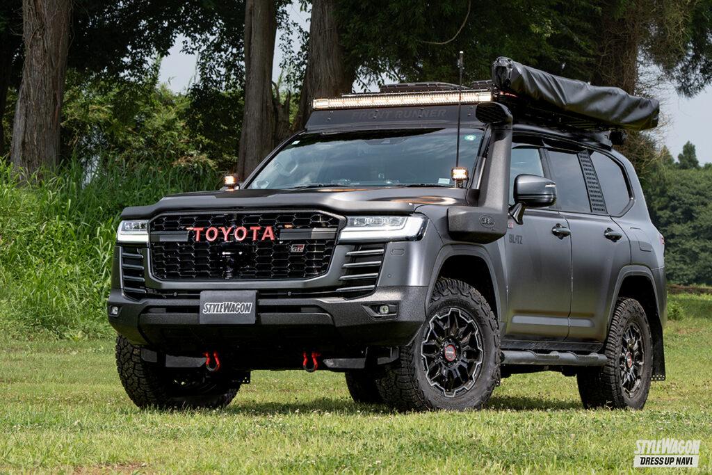 ポールレスのサイドオーニングも32段の車高調も欲しいから「作った