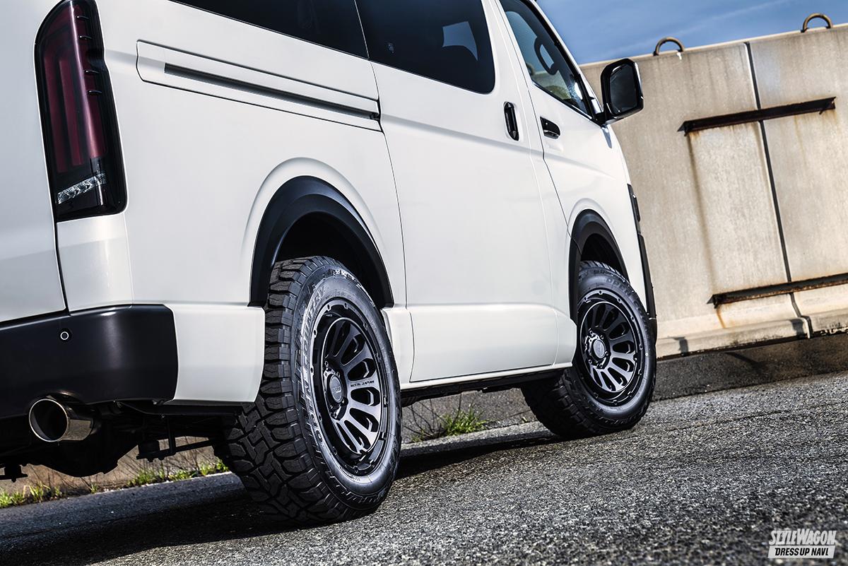 ハイエース』にこのディープコンケイブ？ 圧巻の“クロスTW”、類い稀な