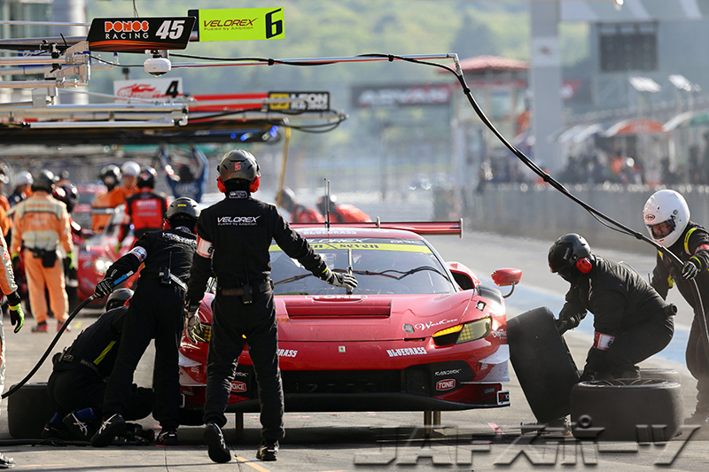 KeePer CERUMO GR Supraがチーム6年ぶりの優勝！GT300はファイナル